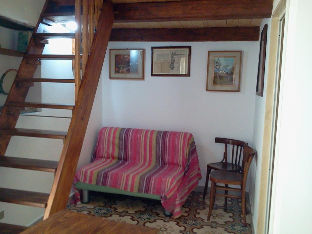 Arco Sallustio Monopoli Habitación foto